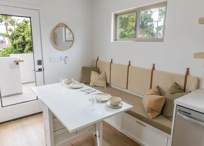 The Laurel Loft